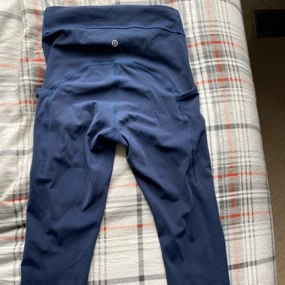 Lululemon Swift Speed Leggings with Pockets - Picture 2 of 5